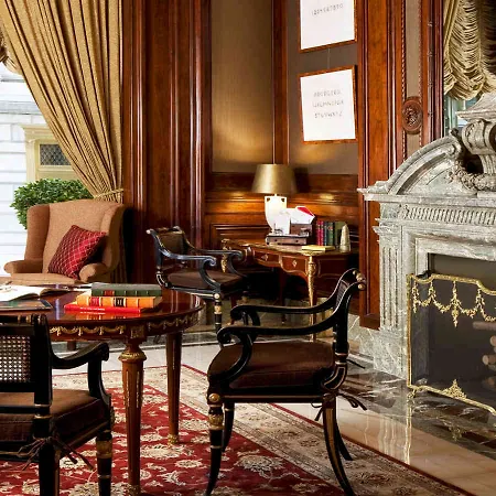 Hotel St Regis Residence 5*