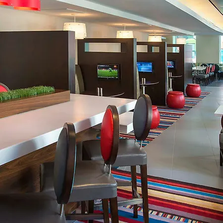 Courtyard By Marriott Manhattan/herald Square Hotel New York