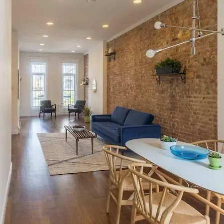 Apartment Just A Away From New York