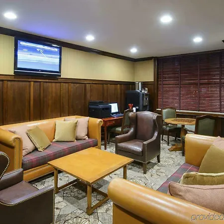Sheraton Jfk Airport Hotel 3*