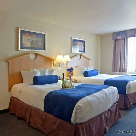 Marco Laguardia & Hotel