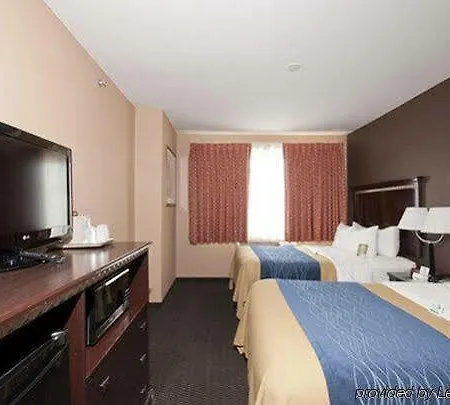 Travelodge By Wyndham Queens New York
