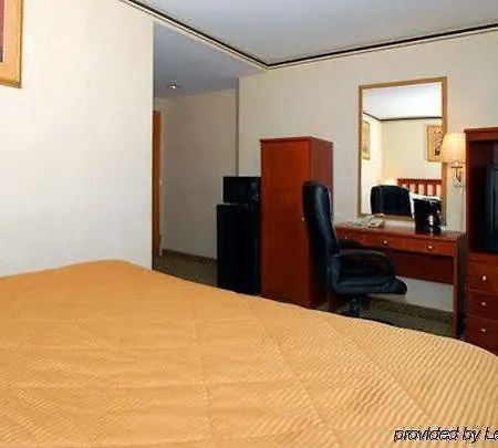 Hotel Red Lion & Long Island New York