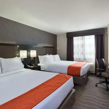 Hotel Fairfield & By Marriott Staten Island