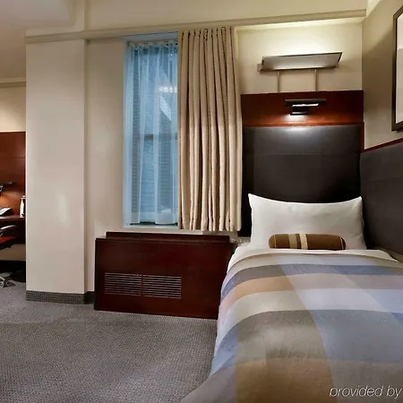 Newly Renovated At Club Quarters Times Square, Hotel New York