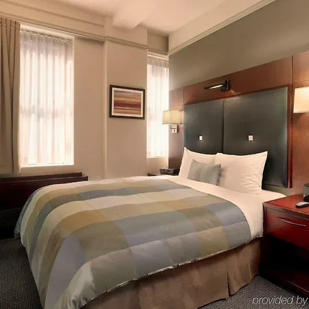 Newly Renovated At Club Quarters Times Square, 4* New York