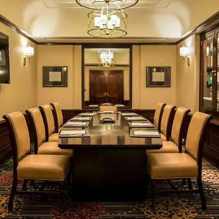 The Algonquin Times Square, Autograph Collection Hotel New York
