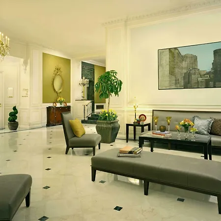 Warwick 4* New York