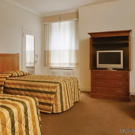Hotel Pennsylvania 3*