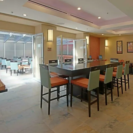 Fairfield & By Marriott Manhattan/chelsea