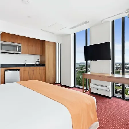 The Parc Hotel 3*