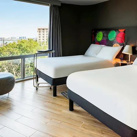 Ibis Styles Laguardia Airport Hotel New York