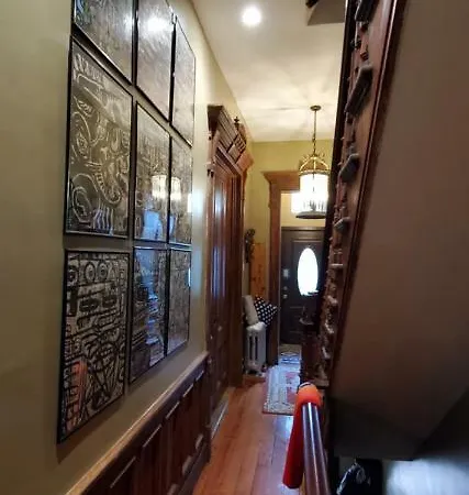 Apartment Brownstone Loft 30 Day Bookings