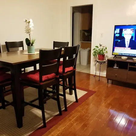 Lovely Queens Getaway New York