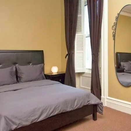 Apartment East 79th Street *