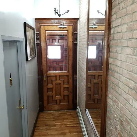 The Harlem Pearl Apartment *