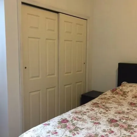 Apartment Two Bedroom In Queens New York