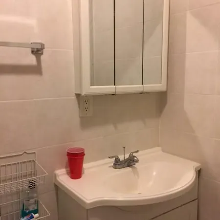 Two Bedroom In Queens Apartment
