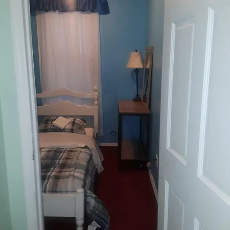 Guest house 5 Min. From Jfk New York