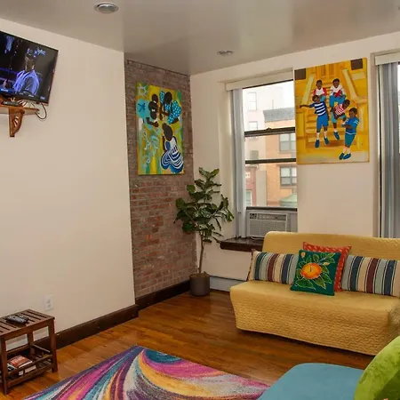 The Harlem Pearl Apartment New York