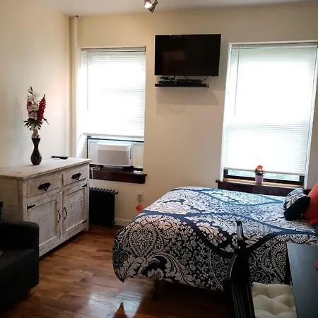 The Harlem Cascades Apartment New York
