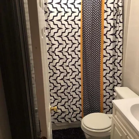 Apartment 3 Bedroom In Historical Harlem, Ny New York