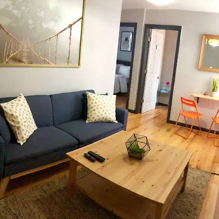 Apartment 3 Bedroom In Historical Harlem, Ny