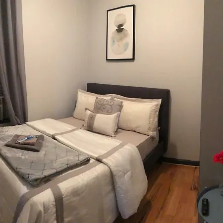 3 Bedroom In Historical Harlem, Ny