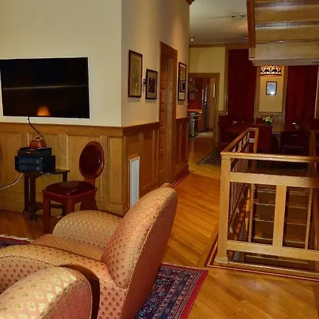 Holiday home Harlem Jazz Getaway Mansion. *