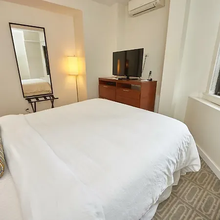 2 Bedroom In Midtown East,4c *
