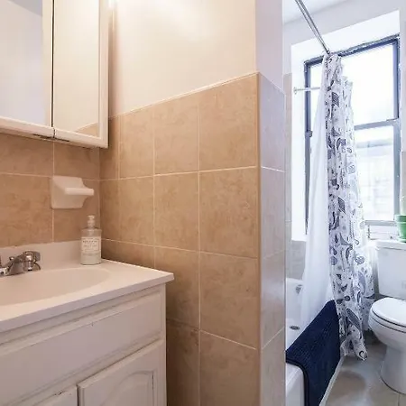 Homestay Deluxe Economy In Upper Nyc New York