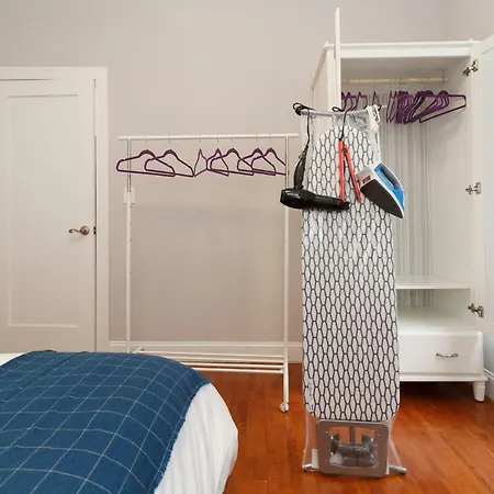 Apartment In Trendy Lower East Side New York