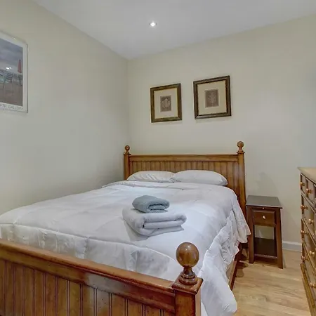 Classy 4bedroom On Central Park West Apartment