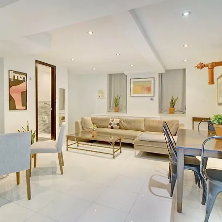 108th Street And Central Park West Apartment New York