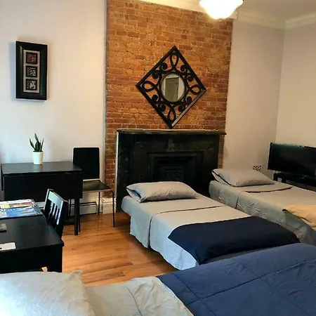 257 West 131st Street Apartment *