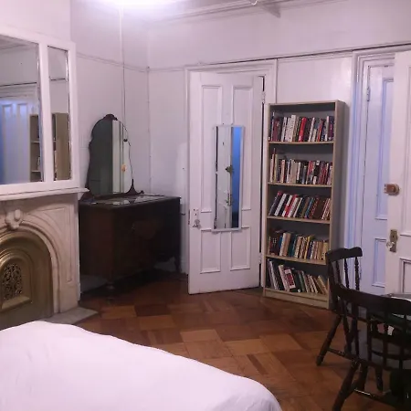 Bed & Breakfast Illumination