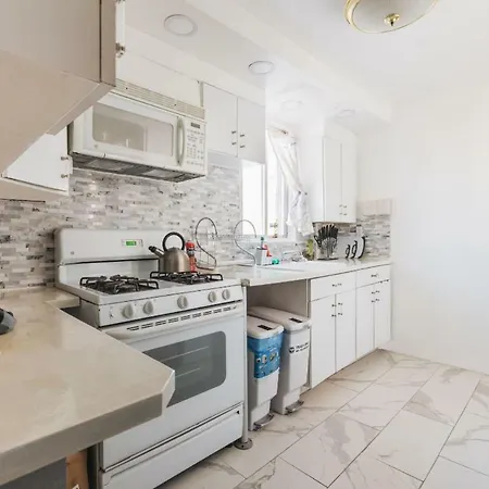 Nyc Hub Xl @ 900ft From Subway; 30 Min To Midtown * New York