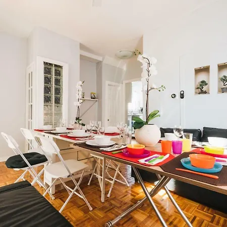 Holiday home Nyc Hub Xl @ 900ft From Subway; 30 Min To Midtown *