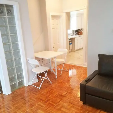 Nyc Hub Xl @ 900ft From Subway; 30 Min To Midtown Holiday home *
