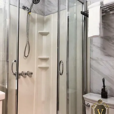 Relaxing Private Studio Near Laguardia Airport
