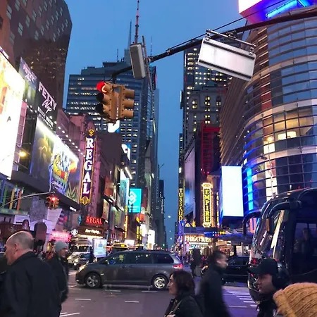 Apartment 43rd Street 