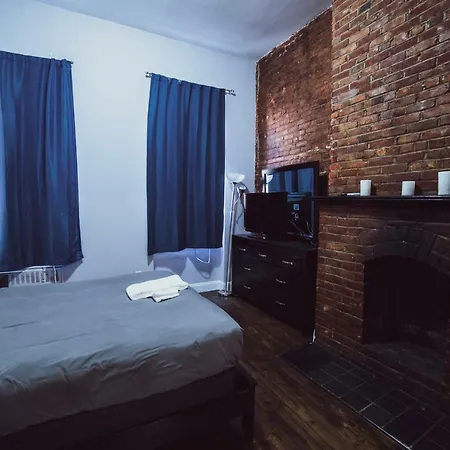 Apartment Newly Renovated 2br By Chelsea!! Sleeps 6 *