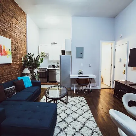 Newly Renovated 2br By Chelsea!! Sleeps 6 *