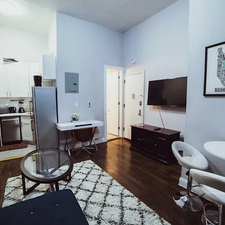 Newly Renovated 2br By Chelsea!! Sleeps 6 Apartment New York