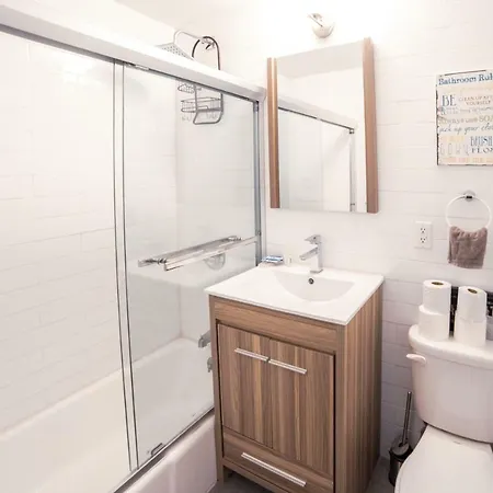 Newly Renovated 2br By Chelsea!! Sleeps 6