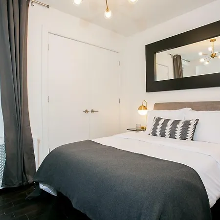Fifth Avenue Ultra Luxurious Large 3 Bedroom - Domenico Vacca Building - Gym /doorman/elevator Apartment *