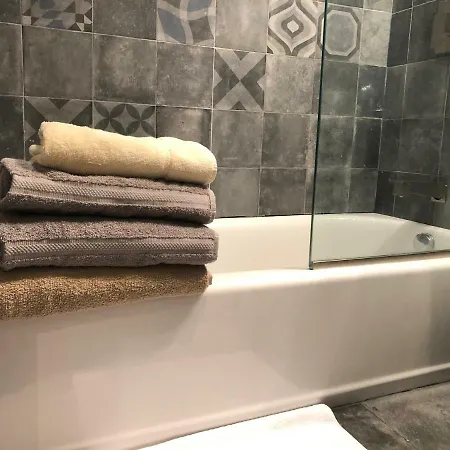 Luxury 2 Bdrm Grand Central Sleeps 5 * New York