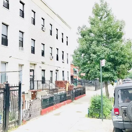 Apartment Hull Street