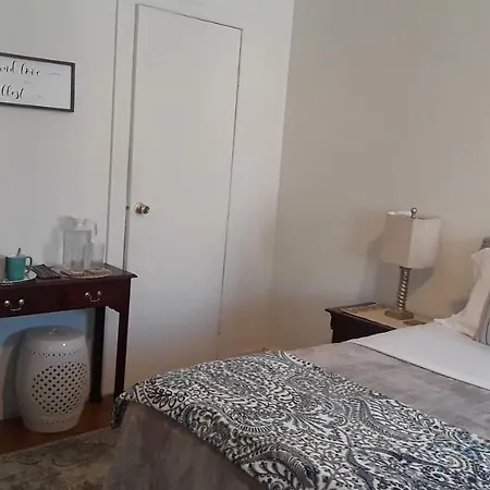 Best Bedroom In Uptown Manhattan, Inwood, New York. New York