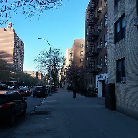 Best Bedroom In Uptown Manhattan, Inwood, New York. Homestay New York